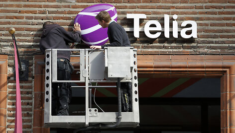 &bdquo;TeliaSonera&ldquo; grupės logotipas ant parduotuvės Stokholme