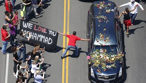 Muhammado Ali laidotuvių procesija
