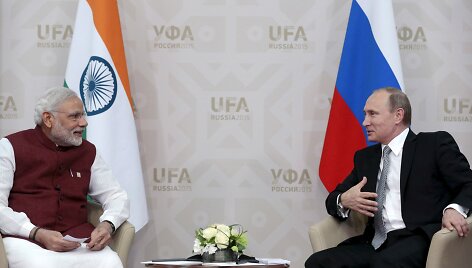 N.Modi ir V.Putinas