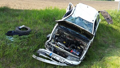 Kelyje Vilnius-Gardinas įvyko kraupi avarija: sužeisti trys žmonės