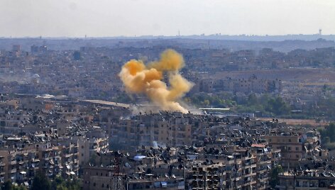 Žmonių evakavimas i&scaron; bombarduojamo Alepo atidėtas
