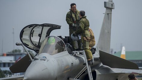 Prancūzijoje gamintas Rafale nakintuvas.