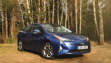 Ketvirtosios kartos &bdquo;Toyota Prius&ldquo;