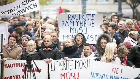 Lietuvos lenkų organizuotas mitingas