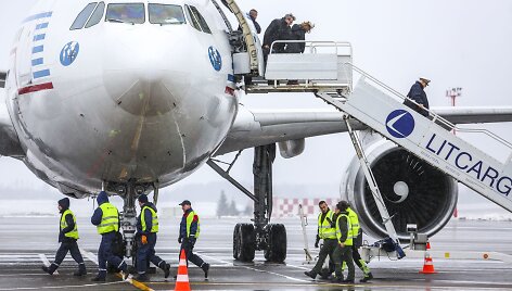 Vilniaus oro uoste nusileido Prancūzijos karinių oro pajėgų lėktuvas Airbus A310