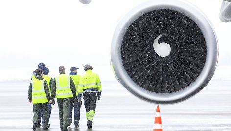 Vilniaus oro uoste nusileido Prancūzijos karinių oro pajėgų lėktuvas Airbus A310