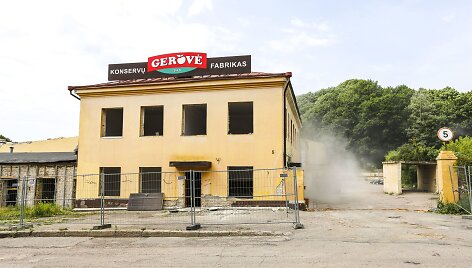 Griaunamas &bdquo;Gerovės&ldquo; fabrikas Vilniuje, jo vietoje i&scaron;kils didžiulė &bdquo;Rimi&ldquo;