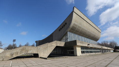 Apleisti ir nenaudojami Vilniaus koncertų ir sporto rūmai