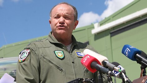 Į &Scaron;iaulius atskridęs NATO pajėgų Europoje vadas Phillipas Breedlove&rsquo;as atvežė saugumo garantijas