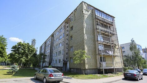 Nebaigtas renovuoti Vilniaus Žirmūnų g. daugiabutis 