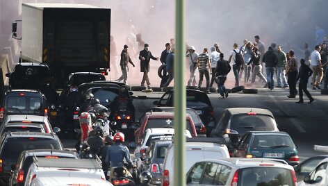 Protestuojantys Paryžiaus taksi vairuotojai