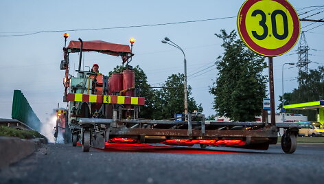 Kelių tvarkymo darbai Vilniuje 