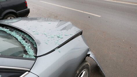 &bdquo;Audi&ldquo; po avarijos: nukentėjusi vilnietė buvo vežama &scaron;iuo automobiliu