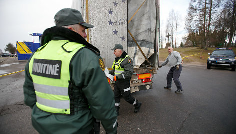 Policijos ir muitininkų reidas