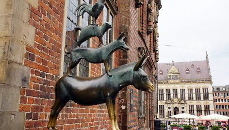 Brėmeno muzikantai – žymiausia ir labiausiai turistų mėgstama skulptūra Brėmeno mieste