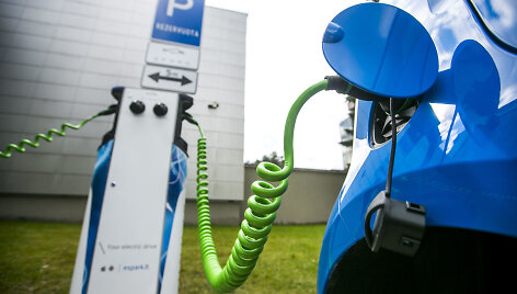 &bdquo;Spark&ldquo;- elektromobilių dalijimosi paslaugos pristatymas
