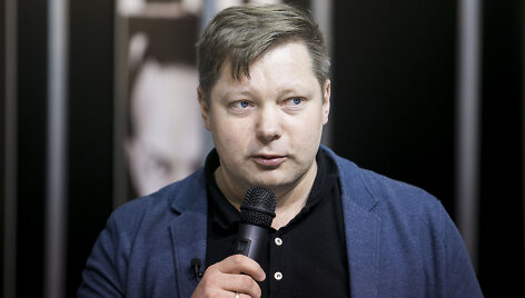 Jurgos Ivanauskaitės premija įteikta ra&scaron;ytojui Rimantui Kmitai