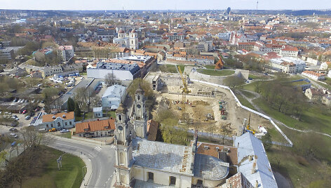 Ant Vilniaus I&scaron;ganytojo kalvos statomas daugiabučių projektas &bdquo;Misionierių sodai&ldquo;