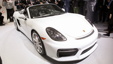 &bdquo;Porsche Boxster Spyder&ldquo; premjera Niujorko automobilių parodoje