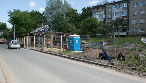 Statomas daugiabutis Vilniaus Antakalnio mikrorajone