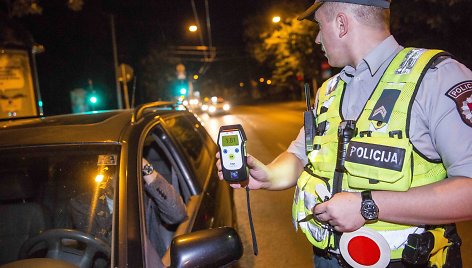 Naktinis Vilniaus kelių policijos reidas