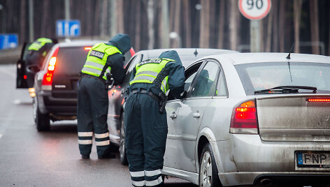 Rytinis kelių policijos reidas