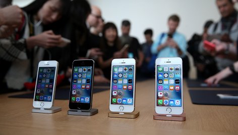 4 colių įstrižainės „iPhone SE“