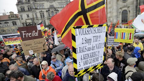 Antiislami&scaron;ko judėjimo PEGIDA demonstracija.