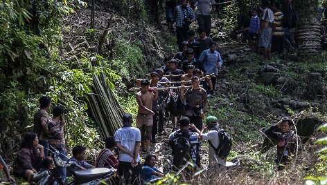 Stichija pareikalavo aukų Indonezijoje