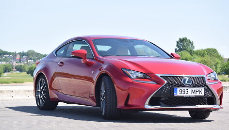 Naujasis &bdquo;Lexus RC200t&ldquo; automobilis
