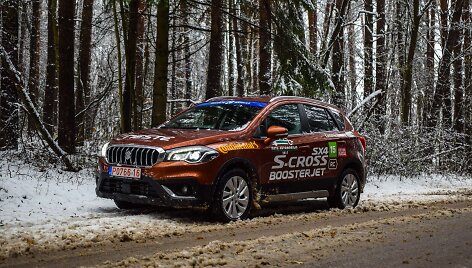Atnaujintas &bdquo;Suzuki SX4 S-Cross&ldquo;