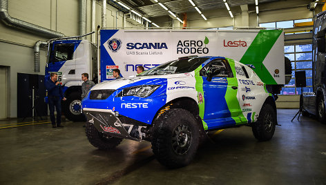 Vaidoto Žalos ir Sauliaus Jurgelėno automobilis „Seat Dakar Leon“