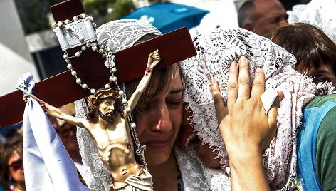 Tūkstančiai katalikų Fatimos apreiškimo metinių mišiose Portugalijoje