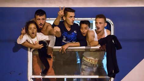 Migrantai traukiniuose