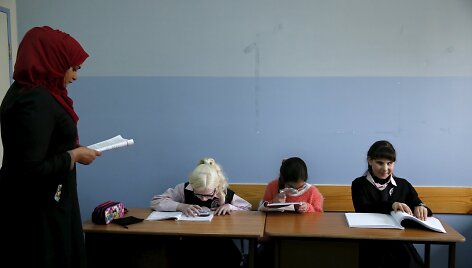 Aklųjų ir silpnaregių mokykloje Palestinoje vaikai mokomi pasitelkiant muziką