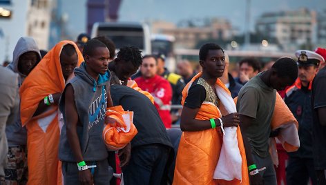 Italiją nuo antradienio pasiekė beveik 6 tūkst. migrantų