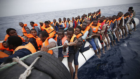 I&scaron;gelbėti 27 migrantai