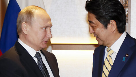 V.Putinas ir Sh.Abe