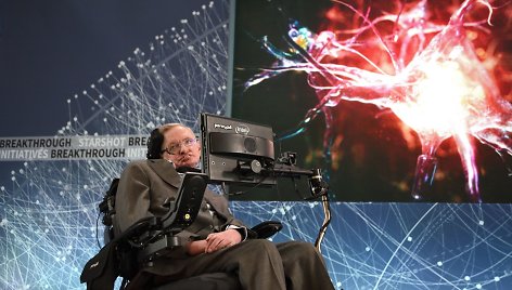 Stepheno Hawkingo moksliniai dokumentai ir asmeniniai daiktai bus išsaugoti tautai