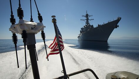 USS Ross eskadrinis minininkas.