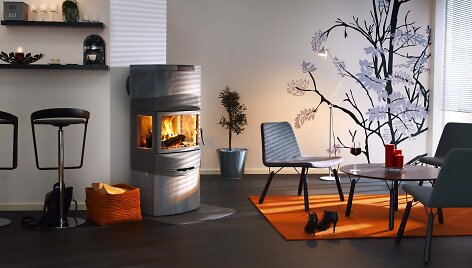 Interjero užduotis &ndash; atplė&scaron;ti &scaron;eimą nuo i&scaron;maniųjų telefonų