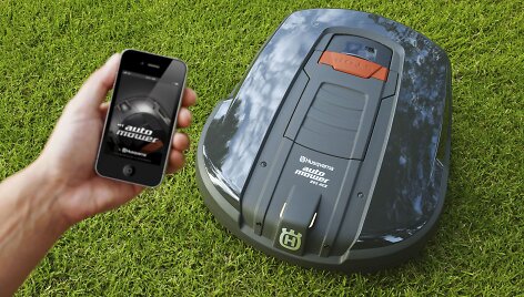 Valdyti robotą, keisti nustatymus galima mobiliuoju telefonu i&scaron; bet kurios pasaulio vietos  