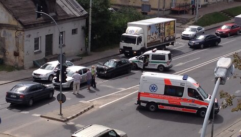 Avarija Savanorių prospekte Vilniuje
