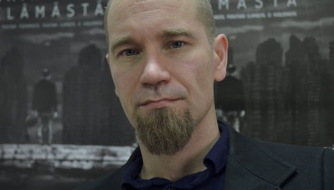 Režisierius Jukka Kärkkäinen'as