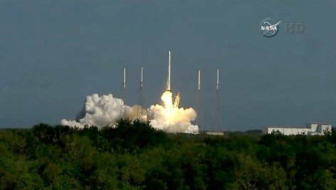 &bdquo;SpaceX&ldquo; raketos pakilimas