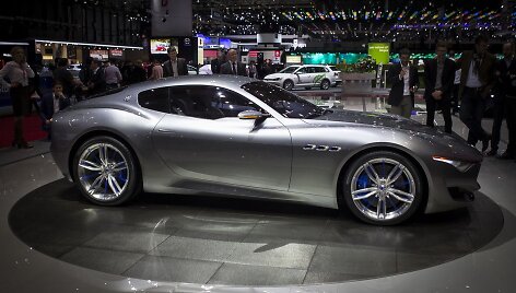 Dailiausias konceptas Ženevoje - &bdquo;Maserati Alfieri&ldquo;