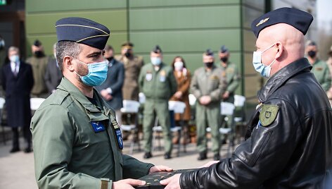 Keičiasi NATO oro policijos misiją atliekančių &scaron;alių pajėgos