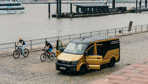 Savavairis mikroautobusas Hamburge