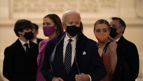 Joe Bidenas su &scaron;eima