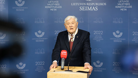 Valdas Adamkus